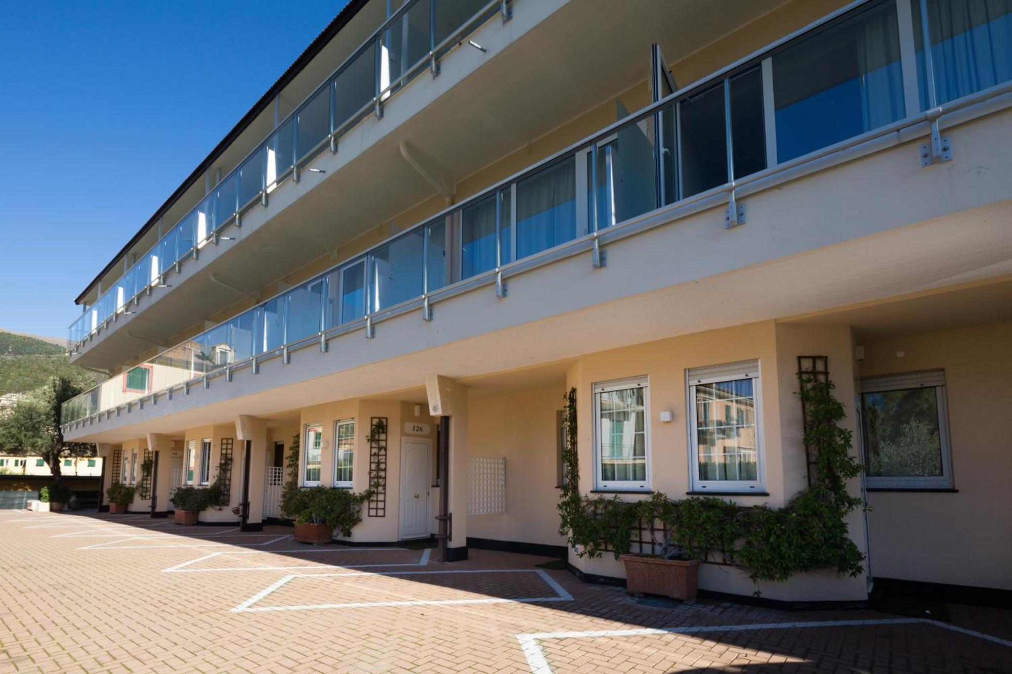 Poggio Hotel อาเรนซาโน ภายนอก รูปภาพ